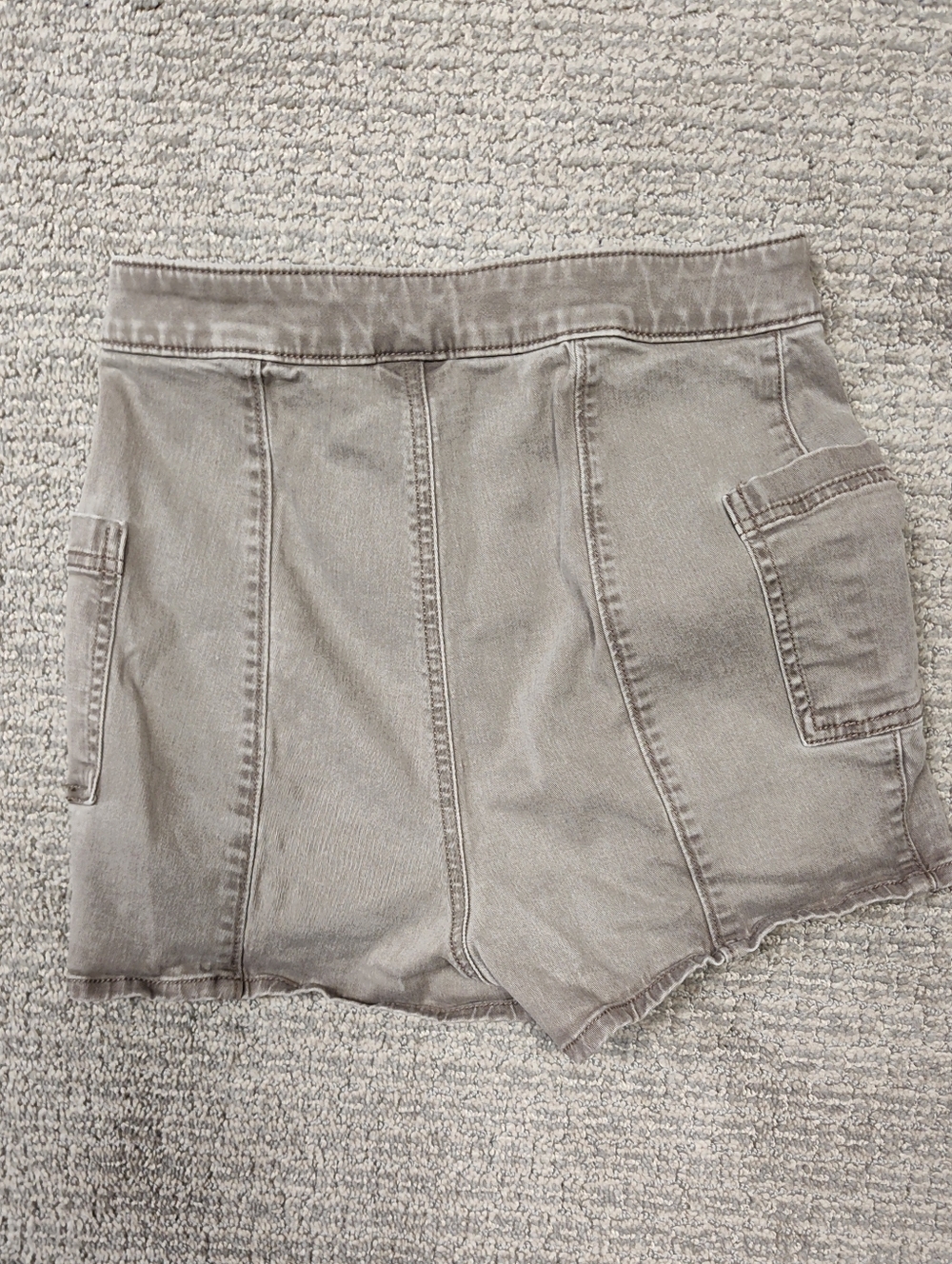 Women's EXPRESS Shortie Vintage High Rise Shorts - Size 2 Stretch - EUC - Picture 3 of 4